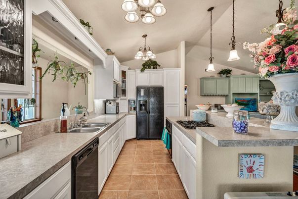 Chandelier, Interior, Kitchen, Pendant Lights, Stainless Steel Appliances