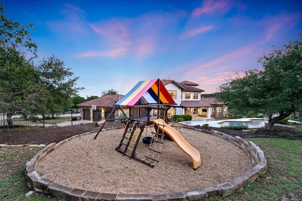 Backyard, Exterior, Playground