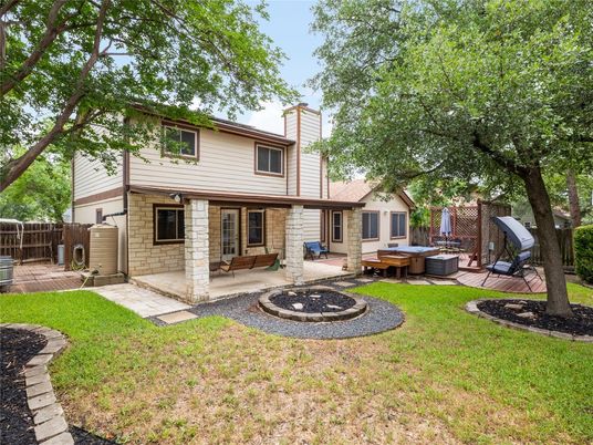 Backyard, Exterior, Hot Tub