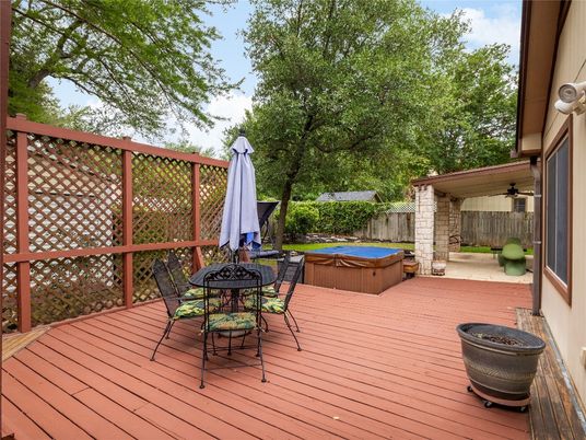Exterior, Hot Tub