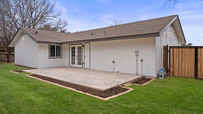 Backyard, Exterior