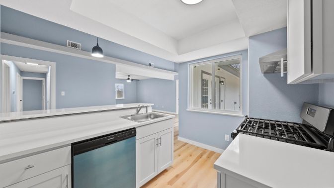 Interior, Kitchen, Pendant Lights, Wood Texture Flooring