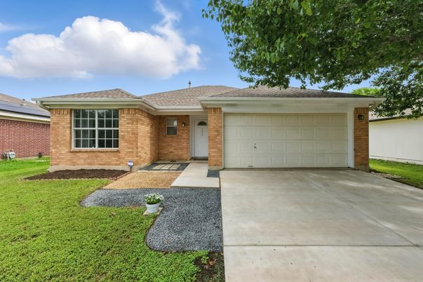 Attached, Exterior, Facade, Brick Facade, Ranch