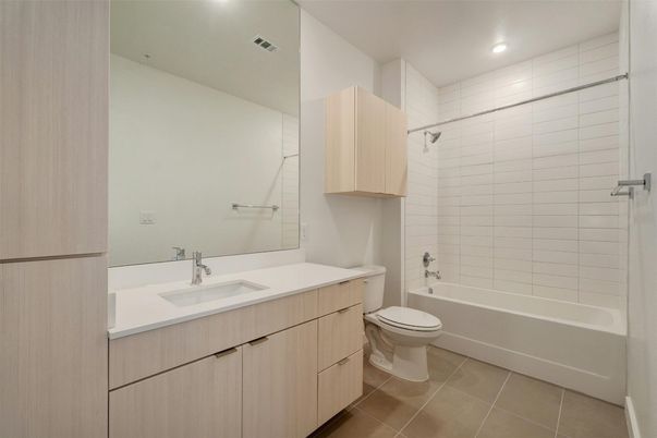 Bathroom, Interior, Recessed Lighting