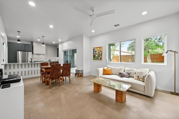 Dining room, Interior, Kitchen, Living room, Pendant Lights, Recessed Lighting, Stainless Steel Appliances