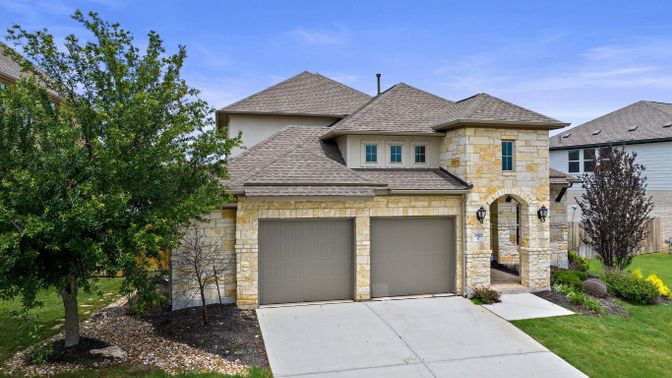 Attached, Exterior, Facade, French Provincial