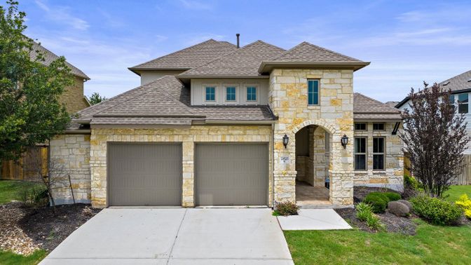 Attached, Exterior, Facade, French Provincial