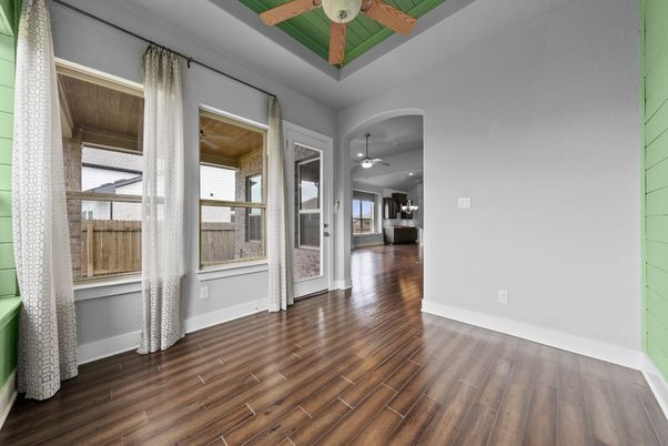 Empty room, Interior, Recessed Lighting, Wood Texture Flooring