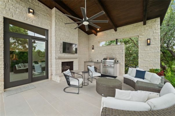 Exterior, Fireplace