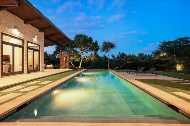 Exterior, Playground, Pool