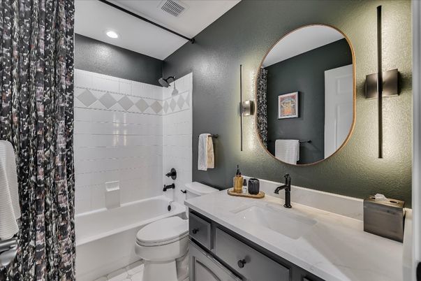 Bathroom, Interior, Recessed Lighting