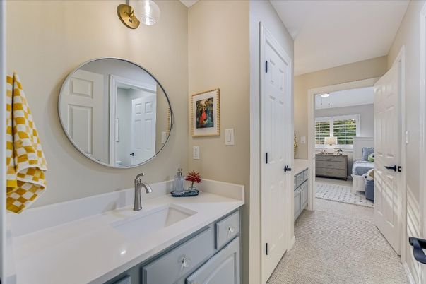 Bathroom, Bedroom, Dual Sink Vanities, Interior