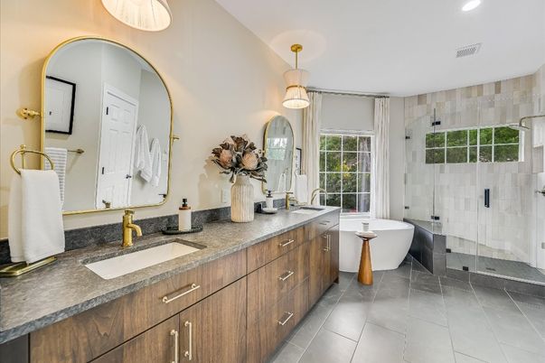 Bathroom, Dual Sink Vanities, Free Standing Baths, Glass Shower, Interior, Pendant Lights, Recessed Lighting