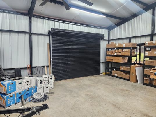 Garage, Interior