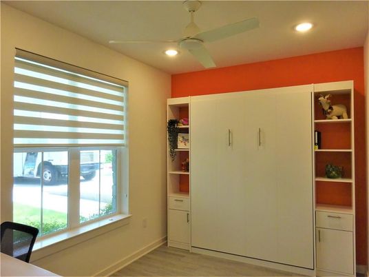 Interior, Recessed Lighting, Wood Texture Flooring