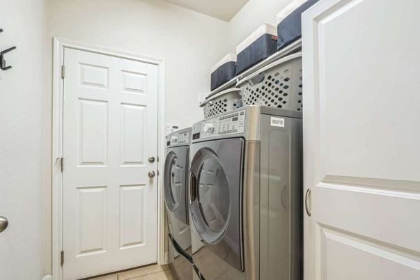 Interior, Washer