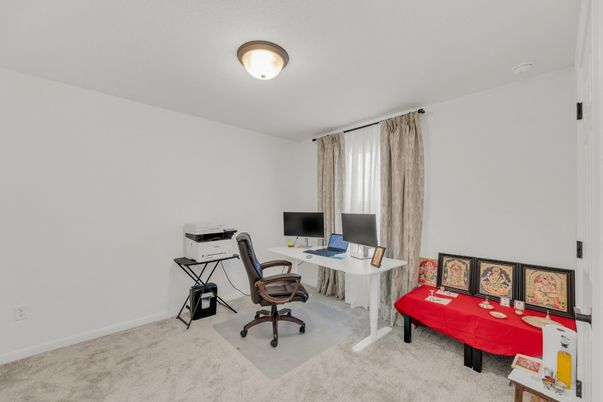 Home Office, Interior