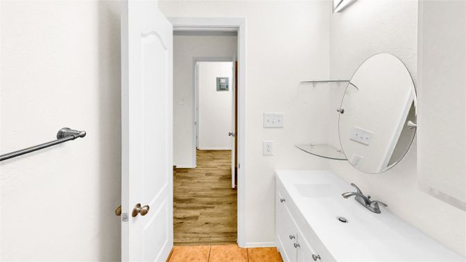 DE Listing image placeholder