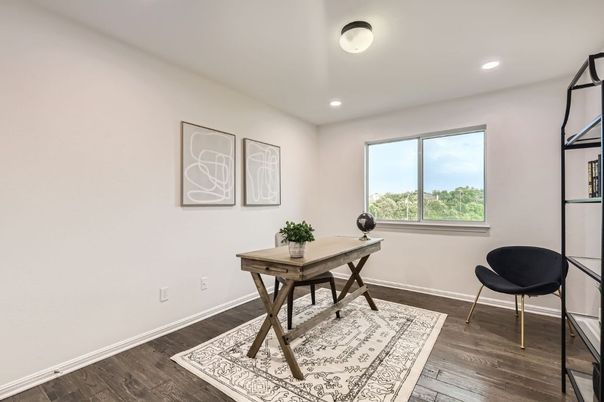 Home Office, Interior, Recessed Lighting, Wood Texture Flooring