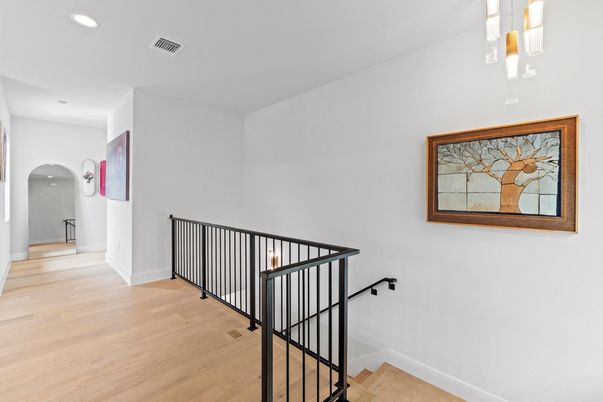 Interior, Pendant Lights, Recessed Lighting, Wood Texture Flooring