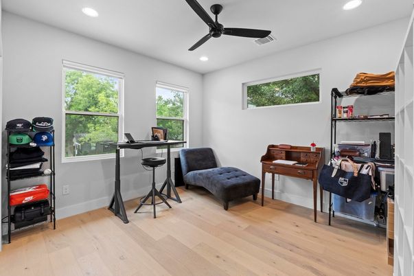 Interior, Recessed Lighting, Wood Texture Flooring