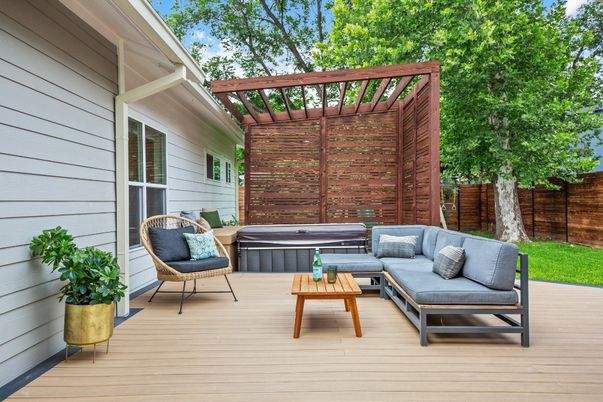Exterior, Hot Tub