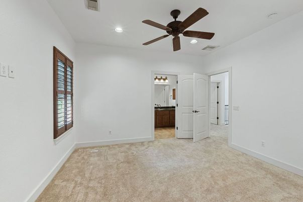 Bathroom, Empty room, Interior, Recessed Lighting