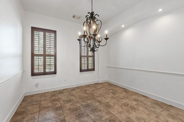 Chandelier, Empty room, Interior, Recessed Lighting