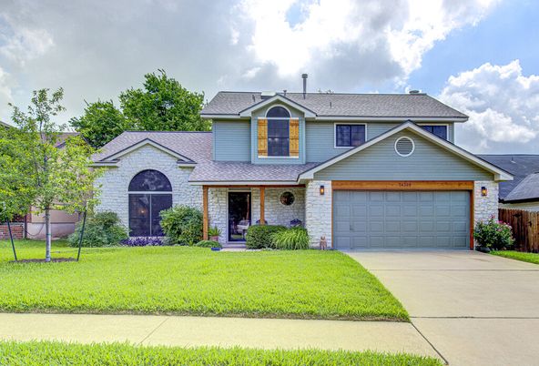 Attached, Exterior, Facade, Brick Facade, Ranch