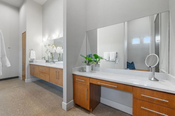 Bathroom, Dual Sink Vanities, Interior