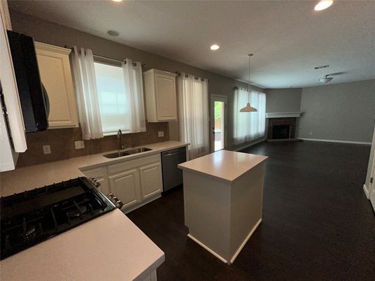 Fireplace, Interior, Kitchen, Pendant Lights, Recessed Lighting, Wood Texture Flooring