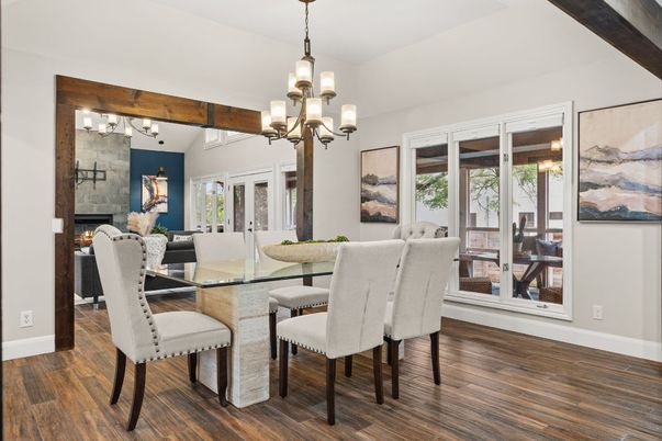 Chandelier, Dining room, Fireplace, Interior, Wood Texture Flooring