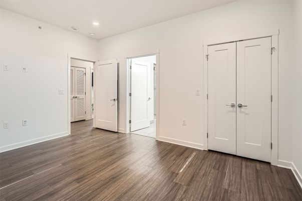 Empty room, Interior, Recessed Lighting, Wood Texture Flooring