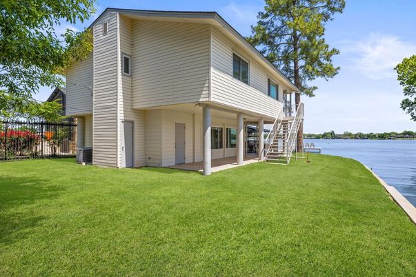 Backyard, Exterior, Water