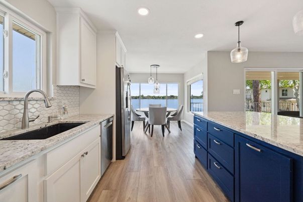 Dining room, Interior, Kitchen, Pendant Lights, Recessed Lighting, Wood Texture Flooring