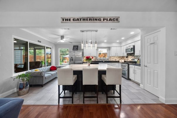 Interior, Kitchen, Living room, Pendant Lights, Recessed Lighting, Stainless Steel Appliances, Wood Texture Flooring
