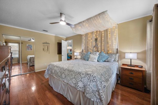 Bedroom, Interior, Wood Texture Flooring