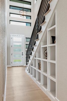 Interior, Pendant Lights, Wood Texture Flooring