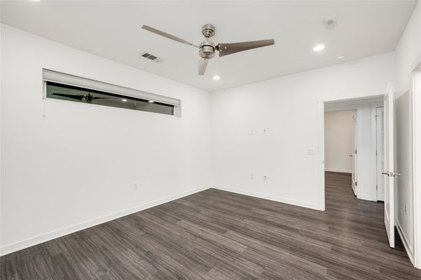 Empty room, Interior, Recessed Lighting, Wood Texture Flooring