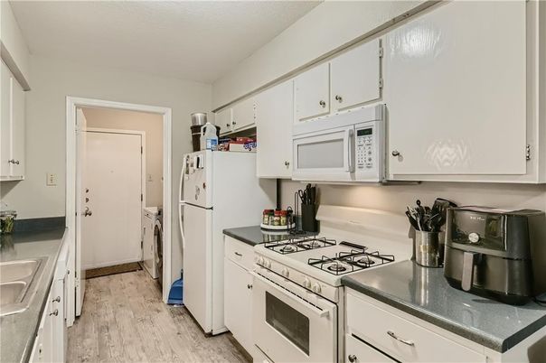 Interior, Kitchen, Wood Texture Flooring