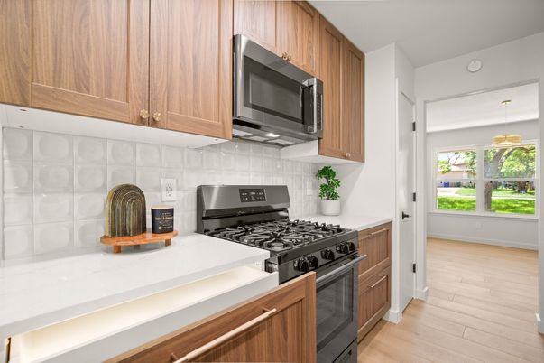 Interior, Kitchen, Pendant Lights, Wood Texture Flooring
