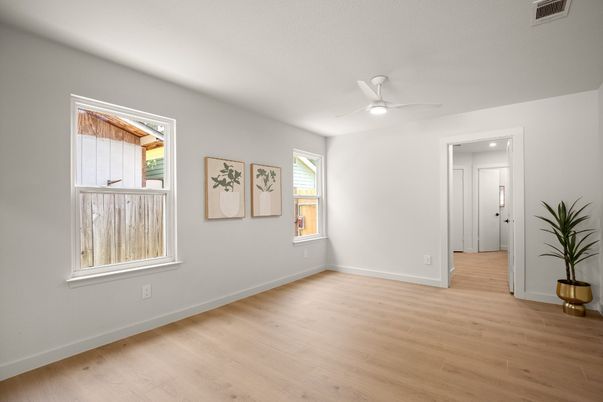 Empty room, Interior, Recessed Lighting, Wood Texture Flooring