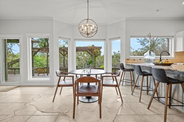 Chandelier, Dining room, Interior, Pendant Lights, Recessed Lighting