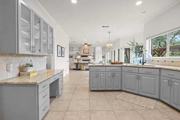Chandelier, Interior, Kitchen, Pendant Lights, Recessed Lighting, Stainless Steel Appliances