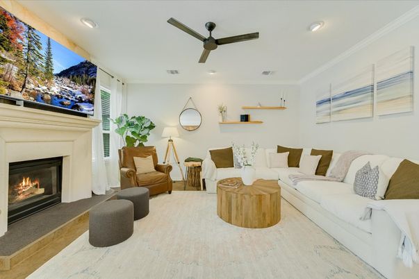 Fireplace, Interior, Living room, Recessed Lighting