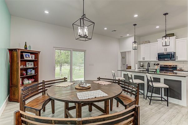 Dining room, Interior, Kitchen, Pendant Lights, Recessed Lighting, Wood Texture Flooring