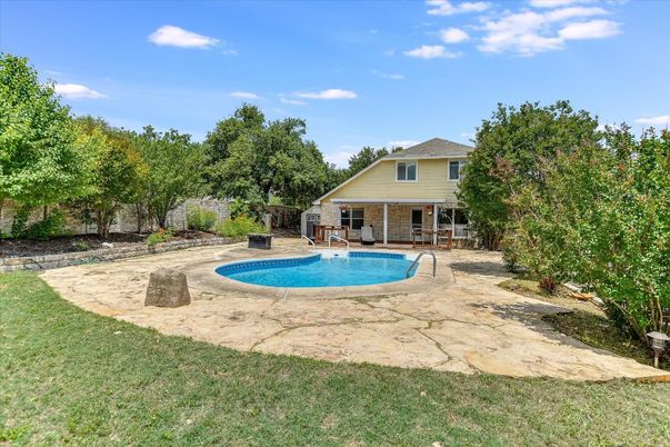 Backyard, Exterior, Pool