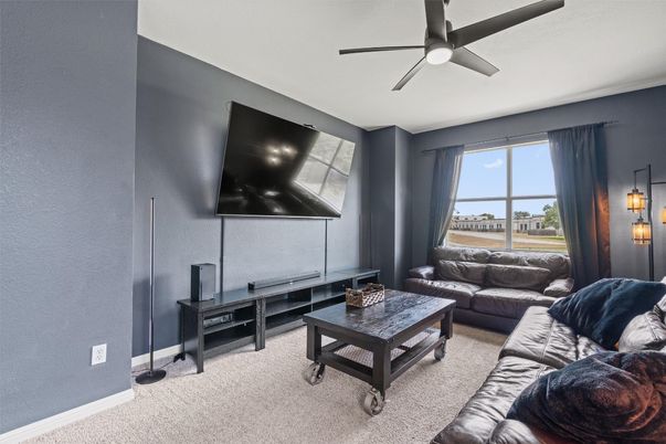 Interior, Living room, Water