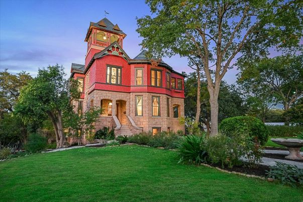 Backyard, Exterior, Facade, Brick Facade, Queen Anne Victorian