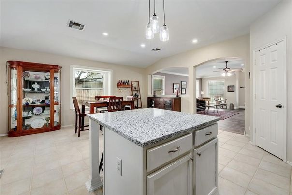 Dining room, Interior, Kitchen, Pendant Lights, Recessed Lighting